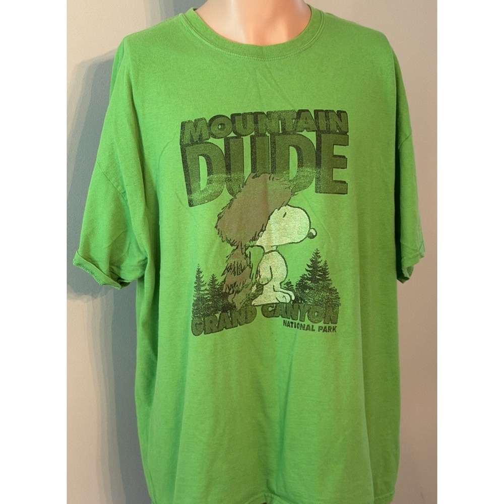 Peanuts Snoopy "Mountain Dude" Grand Canyon National Park Men's XL T-shirt